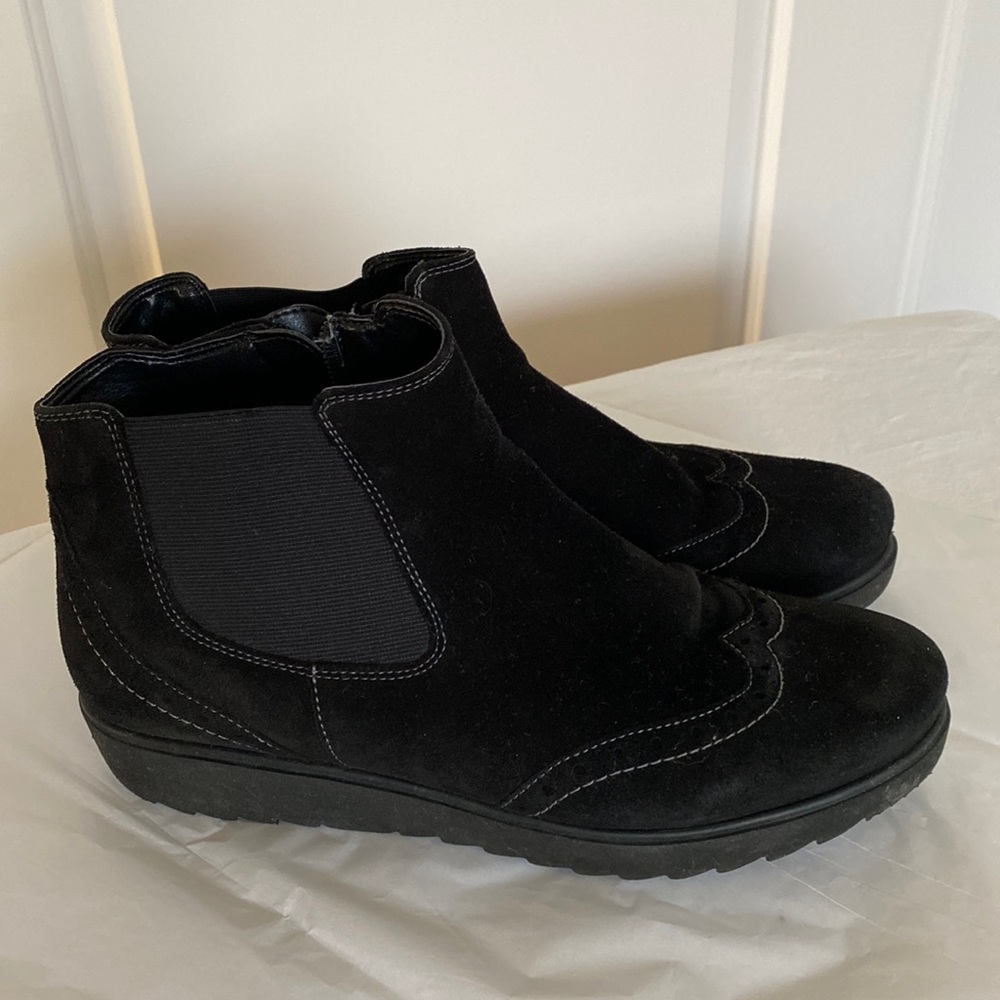 Ara black suede fleece lined booties